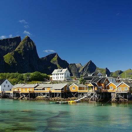 Hotel Sakrisoy Rorbuer Reine Exteriér fotografie