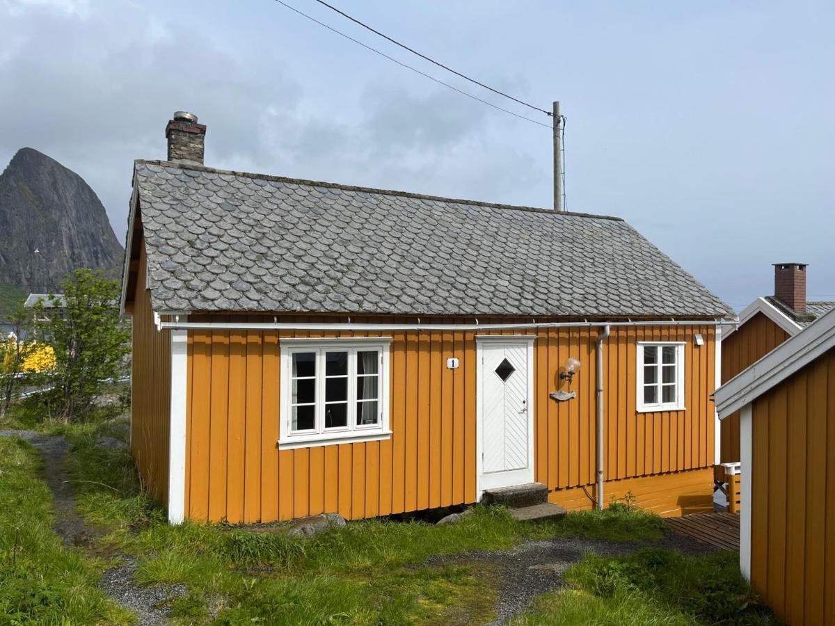 Hotel Sakrisoy Rorbuer Reine Exteriér fotografie
