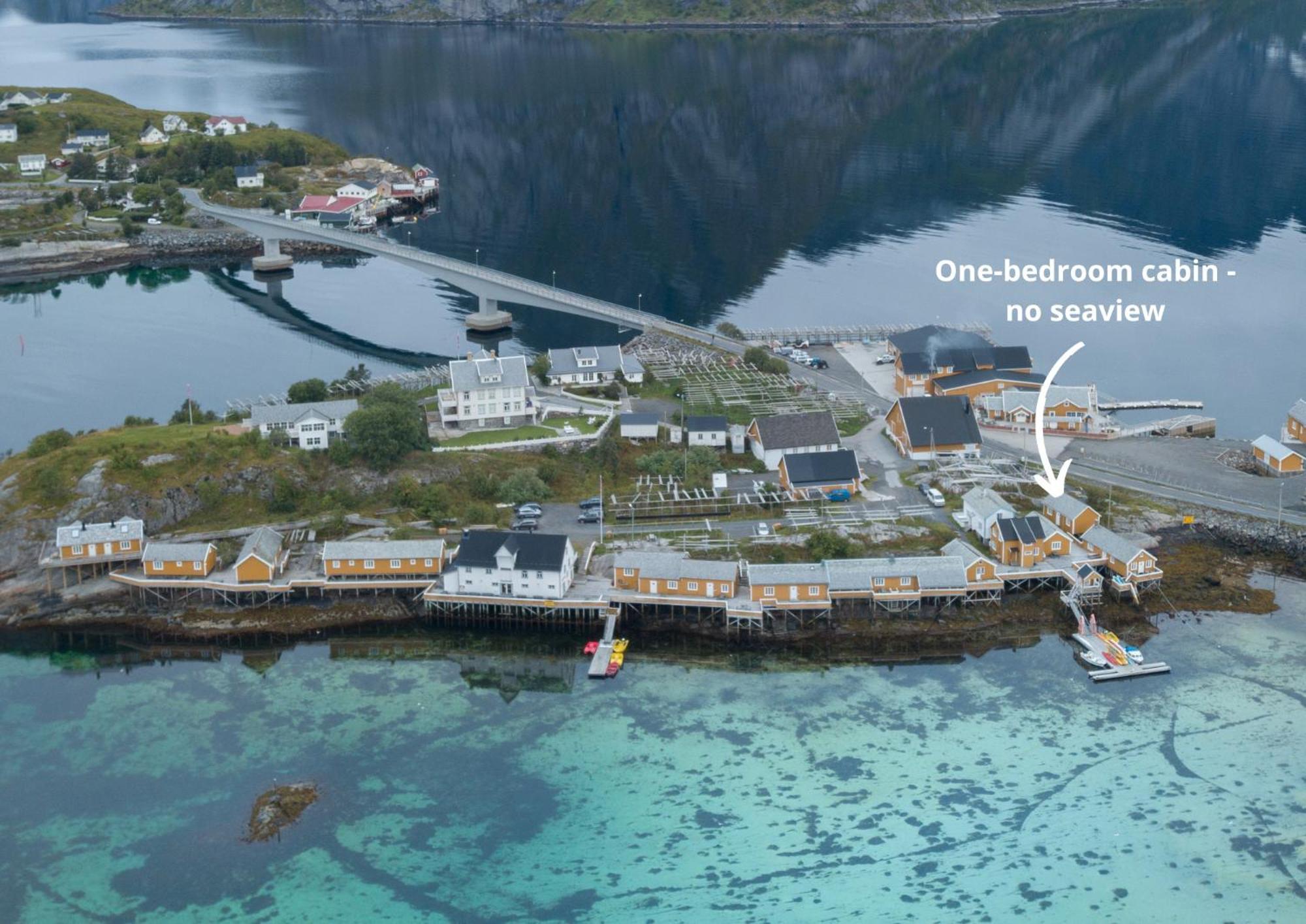 Hotel Sakrisoy Rorbuer Reine Pokoj fotografie